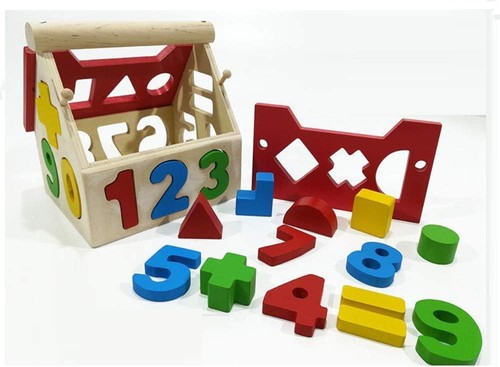 Casetta legno con formine - in,